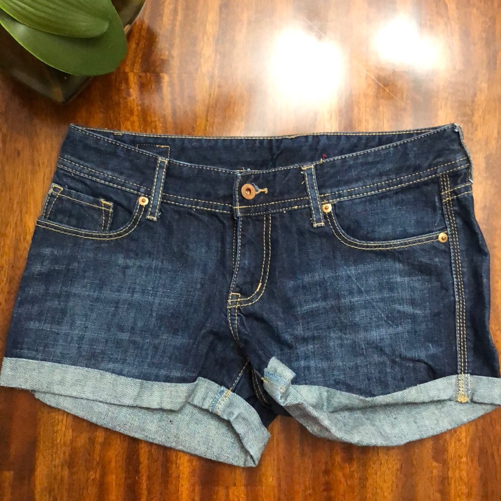Express Shorts